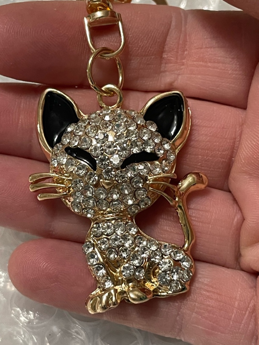 Crystal Kitty Keychain - Picture 2 of 4
